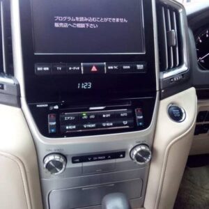 B9084 V8