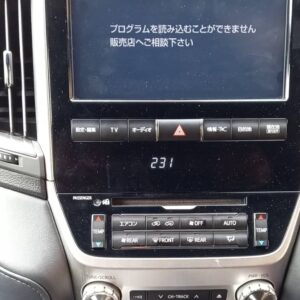Home 6 Toyota Landcruiser