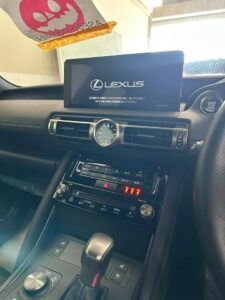 Lexus IS300